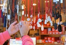 8 Kilometer dari Pasar Sumbyuh, Terdapat Desa Budha di Wilayah Banyumas yang Punya View Indah, Warganya Ternyata Memeluk Agama