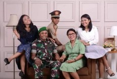 Inilah Istri dan 3 Anak Letda Oktavianus Sogalrey, Danramil yang Tewas di Tangan KKB Papua, Alami Luka Mengenaskan