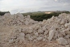 Eksplorasi Aneka Jenis Tanah, Mengupas Manfaat Penting Tanah Kapur bagi Kehidupan Manusia